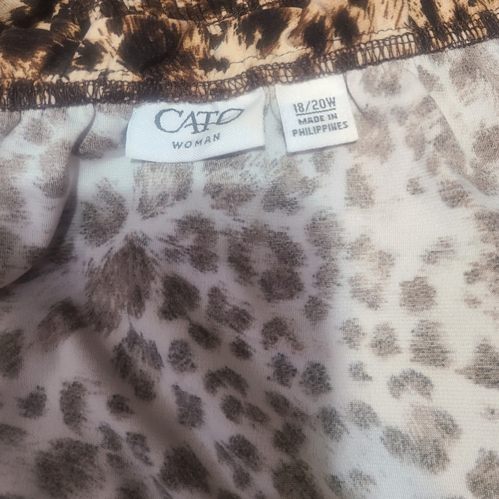 Leopard Print On or Off Shoulder Top Stretch Smocked Hem 18/20W 2X - Picture 5 of 7